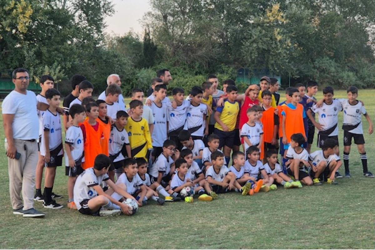 ATXƏM Şirvan və Qaraçalada futbolun inkişafına dəstək verir — FOTOLAR
