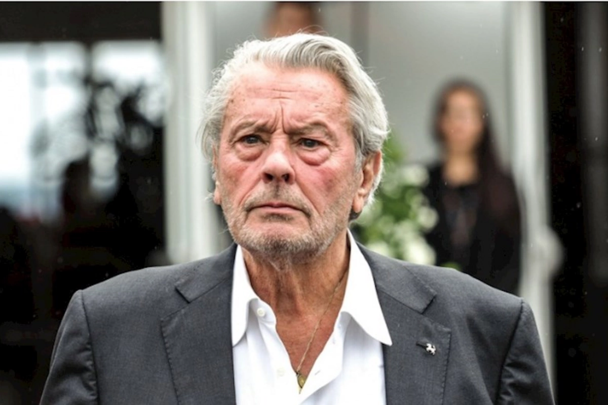 Alen Delon vəfat etdi