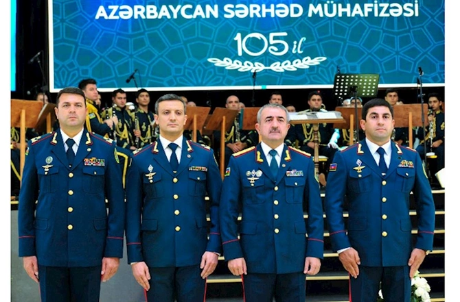 Elçin Quliyev yeni generallara rütbələrini təqdim etdi — VİDEO/FOTOLAR Elçin Quliyev yeni generallara rütbələrini təqdim etdi — VİDEO/FOTOLAR