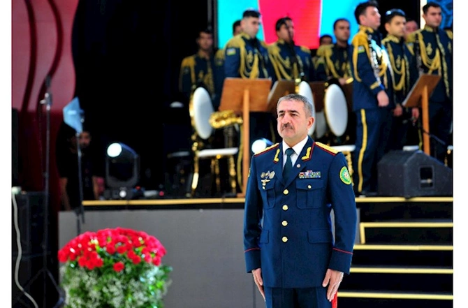 Elçin Quliyev yeni generallara rütbələrini təqdim etdi — VİDEO/FOTOLAR Elçin Quliyev yeni generallara rütbələrini təqdim etdi — VİDEO/FOTOLAR