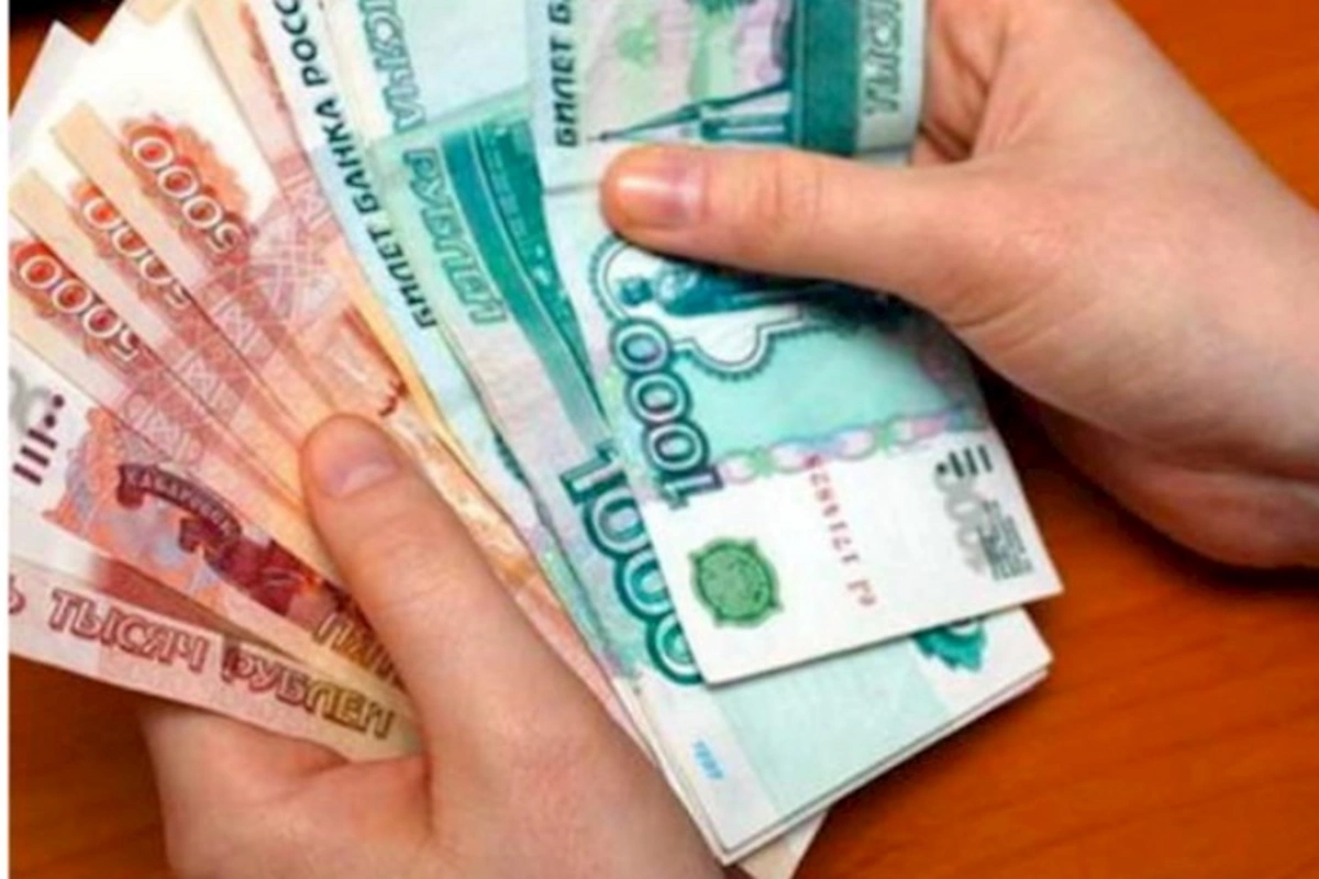Rubl ucuzlaşaraq bu qiymətə oldu