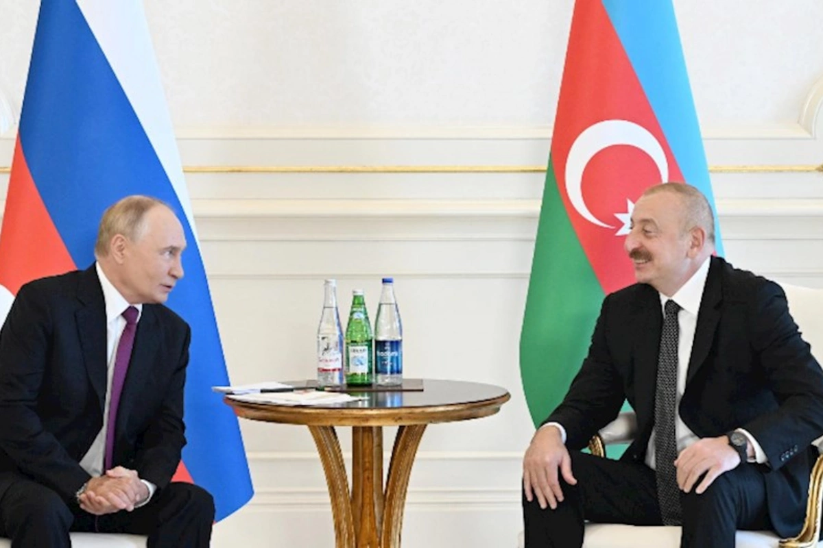 Azərbaycan və Rusiya prezidentlərinin məhdud tərkibdə görüşü keçirilib — YENİLƏNİB (FOTOLAR)
