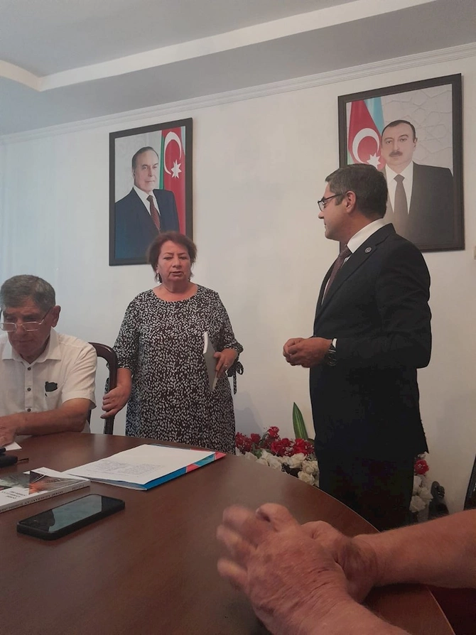 QAİ-nin Gorus rayon təşkilatının Mingəçevirdə Şahverdilər icması ilə birgə növbəti iclası baş tutdu — FOTOLAR QAİ-nin Gorus rayon təşkilatının Mingəçevirdə Şahverdilər icması ilə birgə növbəti iclası baş tutdu — FOTOLAR