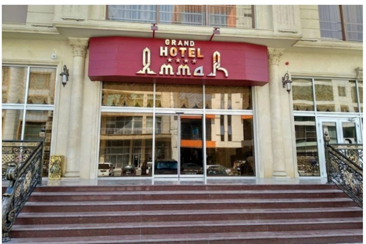 Bakıda məşhur hotel yanır