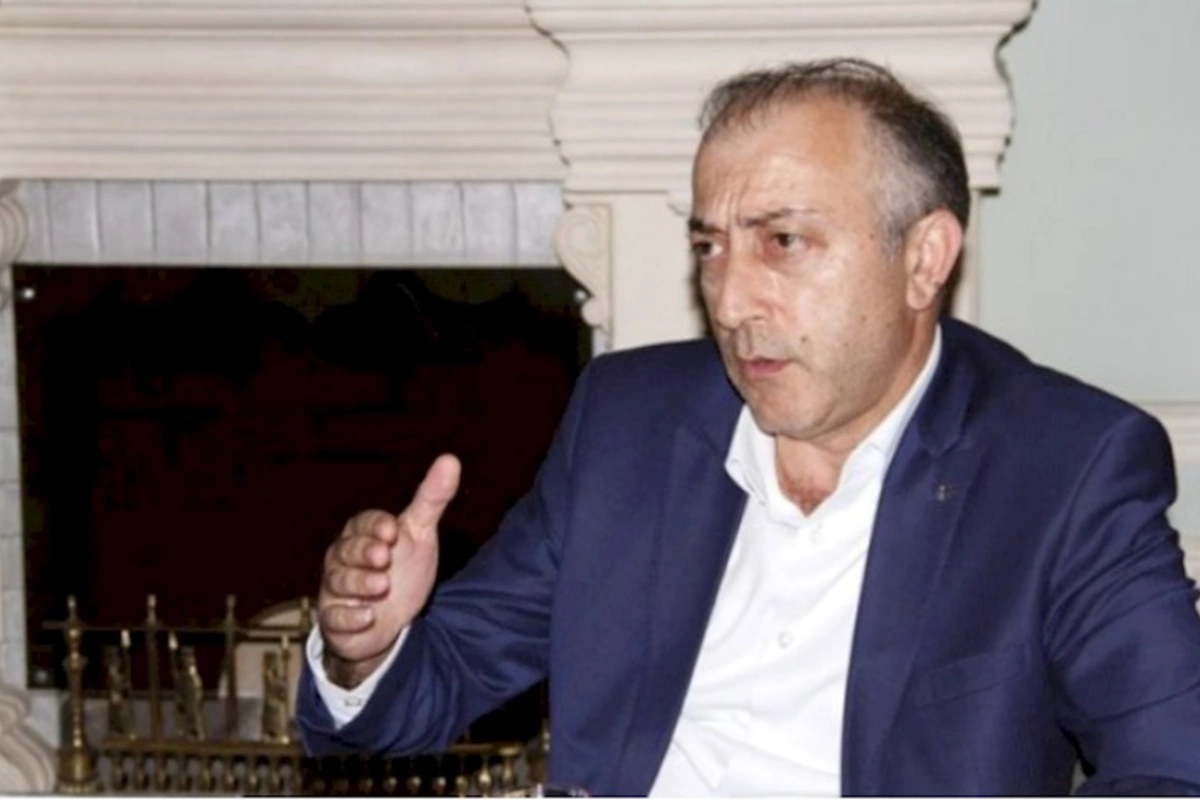 Rövşən İsax yeni layihələrdən danışdı