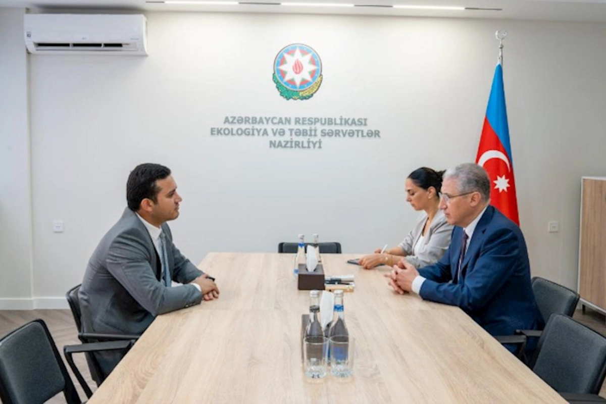 Muxtar Babayev üçüncü “Yüksəliş” müsabiqəsinin qalibi ilə görüşdü