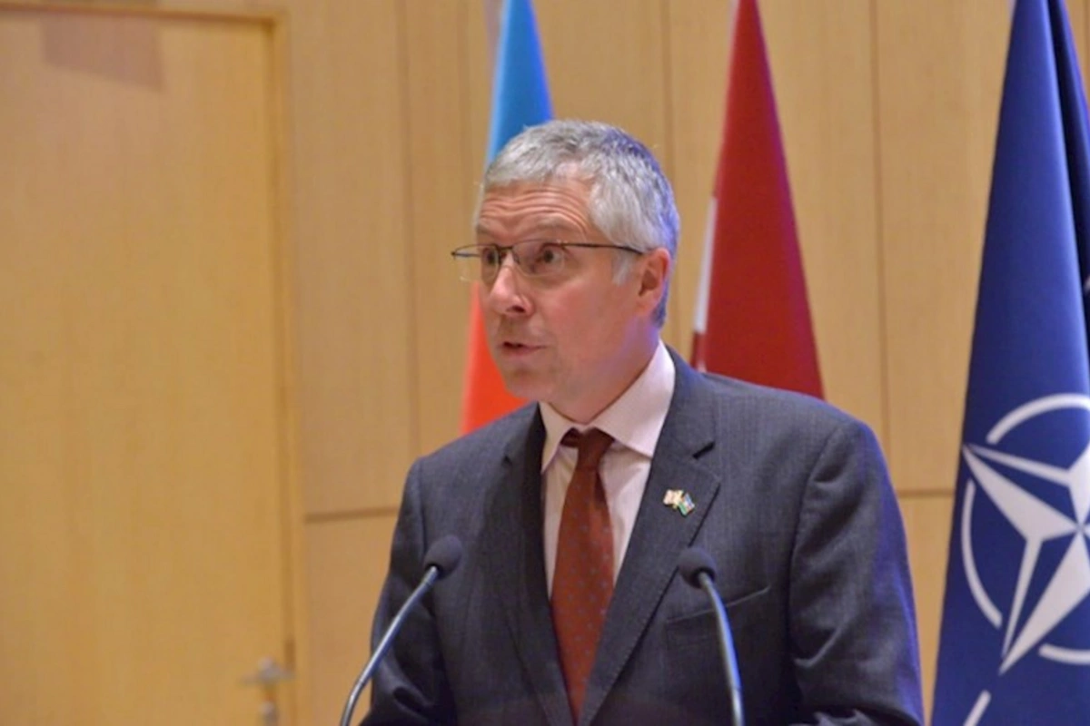 Britaniya səfirindən Qazaxdakı mina partlayışı barədə paylaşım