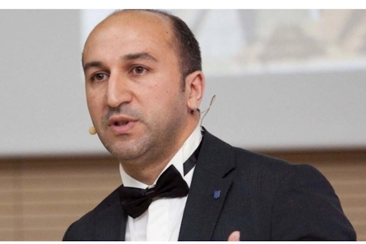 Ekoturistik məkanlarda təmizlik tələb etmək üçün müvafiq yerlərə zibil qutuları qoyulmalı, sanitar qovşaqları tikilməlidir