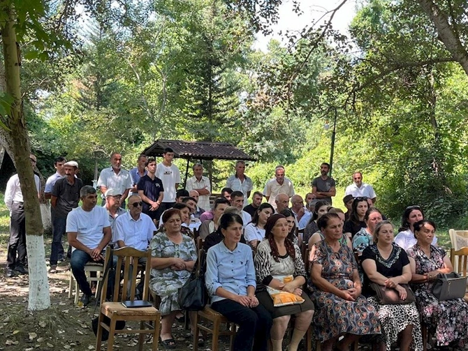 Deputatlığa namizəd Sevil Mikayılova seçiciləri ilə görüşüb — FOTOLAR