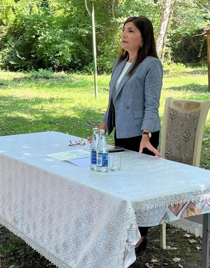 Deputatlığa namizəd Sevil Mikayılova seçiciləri ilə görüşüb — FOTOLAR