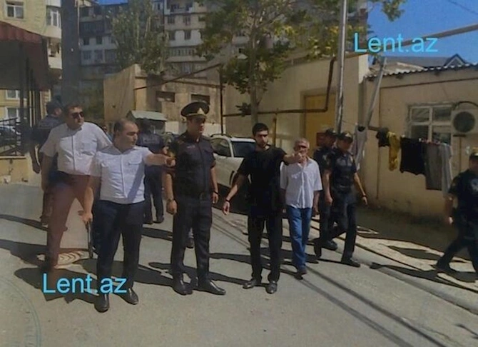Bakıda tələbə qətlə yetirildi — Amansız cinayətlə bağlı görüntülər Bakıda tələbə qətlə yetirildi — Amansız cinayətlə bağlı görüntülər