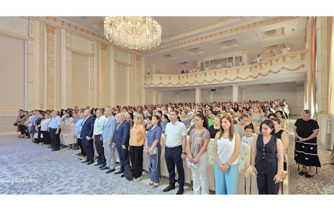 Səbinə Salmanovanın seçicilərlə görüşü davam edir — FOTOLAR