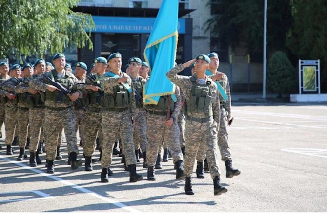 Azərbaycan və Qazaxıstan hərbçiləri birgə məşq edəcəklər — FOTOLAR