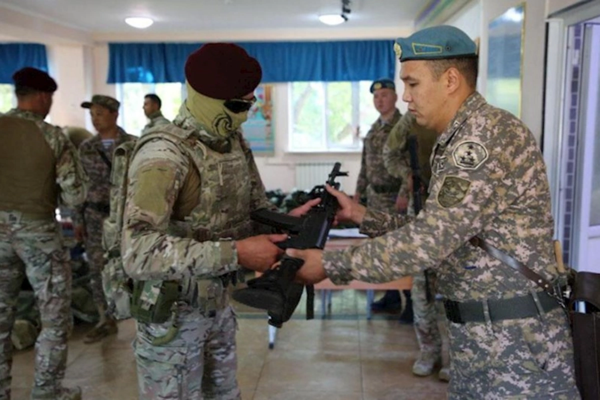 Azərbaycan və Qazaxıstan hərbçiləri birgə məşq edəcəklər — FOTOLAR