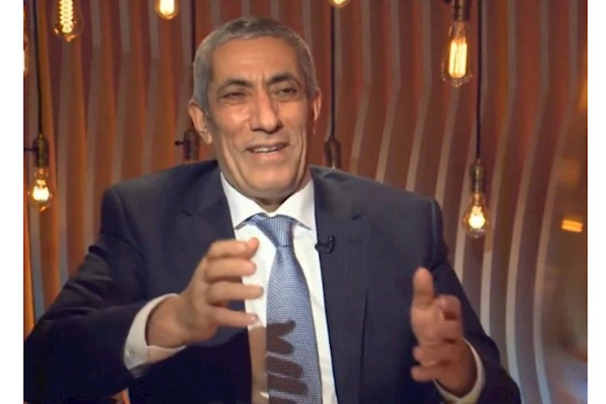 “Dodağına gülüş qonub…” — Siyavuş Novruzovun çıxardığı “komediya” (VİDEO)