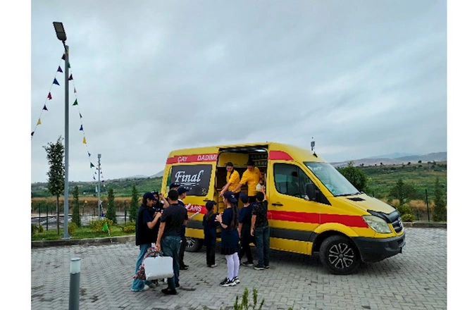 “Final çay” “Füzulidə yay məktəbi” layihəsinə dəstək olub — FOTOLAR