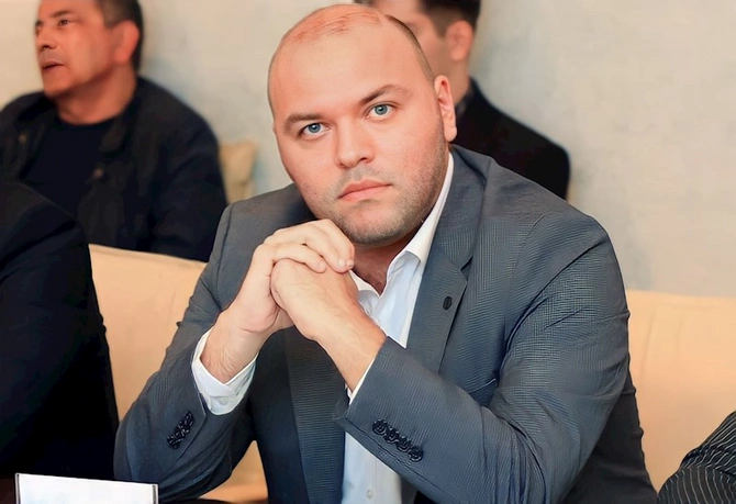 QHT sədrlərindən Gülpəri Bayramovaya dəstək — 16 saylı dairənin seçicilərinə çağırış (FOTOLAR)