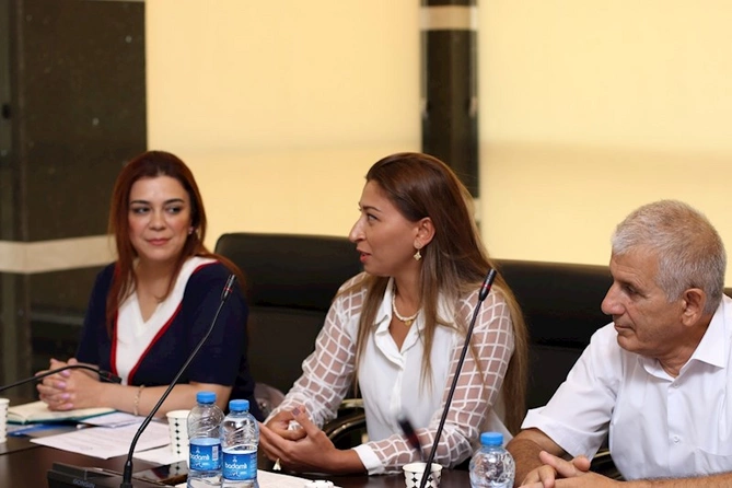 “VCU” Seçki Müşahidə Koalisiyası bələdiyyə üzvü və qulluqçuları olan namizədlərlə görüşüb — FOTOLAR
