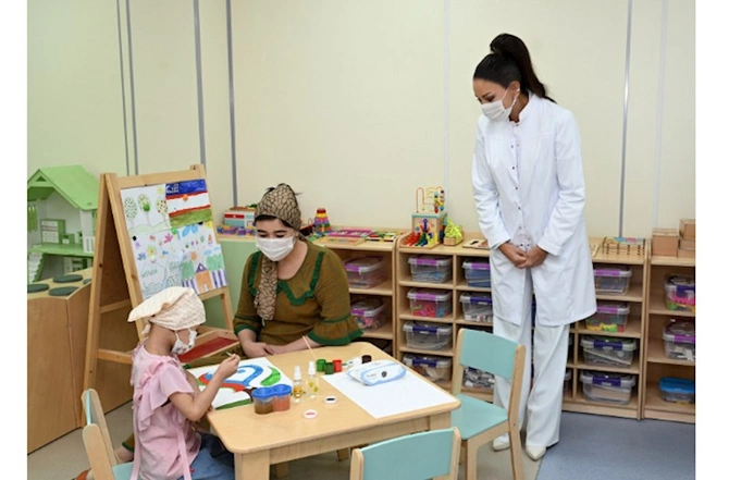 Birinci xanımlar Daşkənddəki “Mexrli” məktəbi ilə tanış olublar — FOTOLAR (YENİLƏNİB) Birinci xanımlar Daşkənddəki “Mexrli” məktəbi ilə tanış olublar — FOTOLAR (YENİLƏNİB)