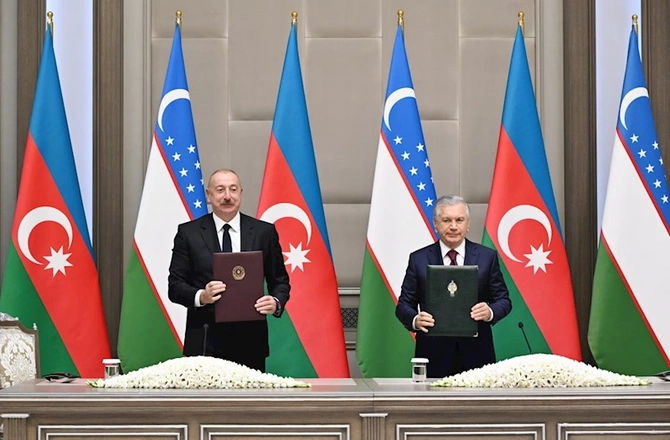 Azərbaycan və Özbəkistan arasında bu sənədlər imzalandı — FOTOLAR Azərbaycan və Özbəkistan arasında bu sənədlər imzalandı — FOTOLAR