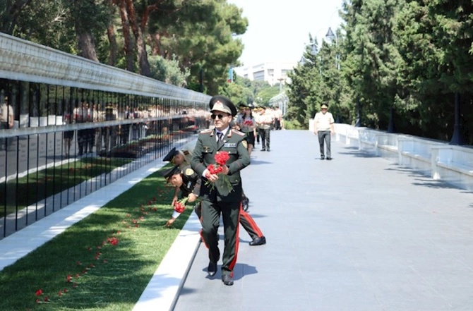 Strateji Obyektlərin Mühafizəsi Dövlət Agentliyinin əməkdaşları peşə bayramlarını qeyd ediblər — FOTOLAR Strateji Obyektlərin Mühafizəsi Dövlət Agentliyinin əməkdaşları peşə bayramlarını qeyd ediblər — FOTOLAR