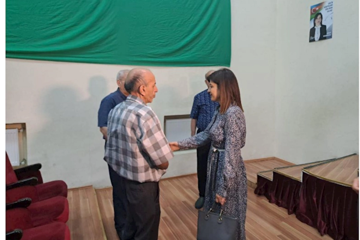 Günay Əfəndiyeva Şüvəlanda seçiciləri ilə görüşdü — ATƏT nümayəndələri iştirak etdi (FOTOLAR)