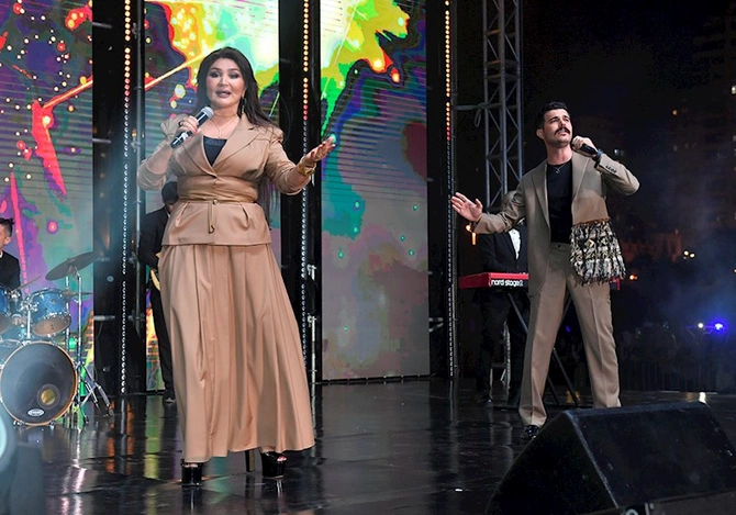 “Yay Festivalı” bağlanış konserti izdihamla keçdi — FOTOLAR (VİDEO) “Yay Festivalı” bağlanış konserti izdihamla keçdi — FOTOLAR (VİDEO)