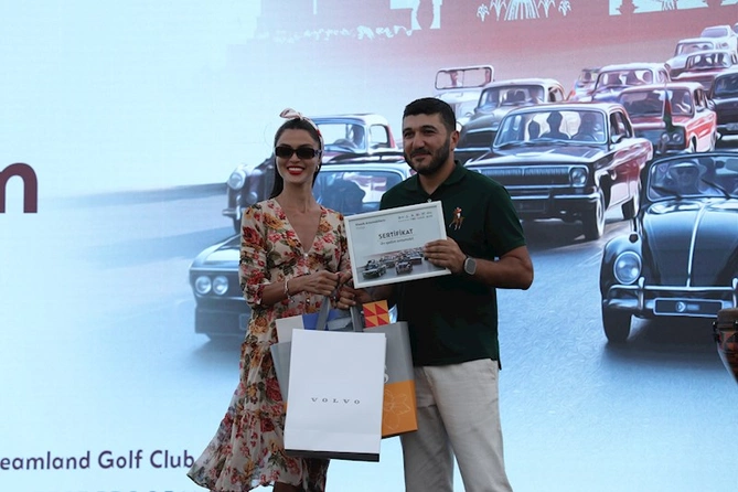 Bakı klassikaya qayıtdı... — FOTOLAR