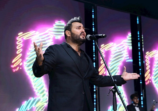 “Yay Festivalı” bağlanış konserti izdihamla keçdi — FOTOLAR (VİDEO) “Yay Festivalı” bağlanış konserti izdihamla keçdi — FOTOLAR (VİDEO)