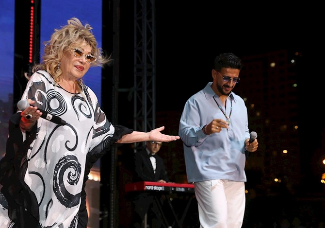 “Yay Festivalı” bağlanış konserti izdihamla keçdi — FOTOLAR (VİDEO) “Yay Festivalı” bağlanış konserti izdihamla keçdi — FOTOLAR (VİDEO)