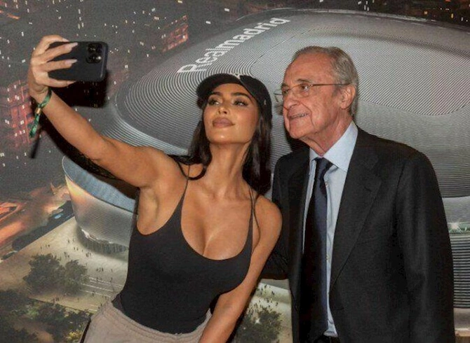 Kardaşyan bu dəfə “Real”ın prezidentinə “girişdi” — FOTO Kardaşyan bu dəfə “Real”ın prezidentinə “girişdi” — FOTO