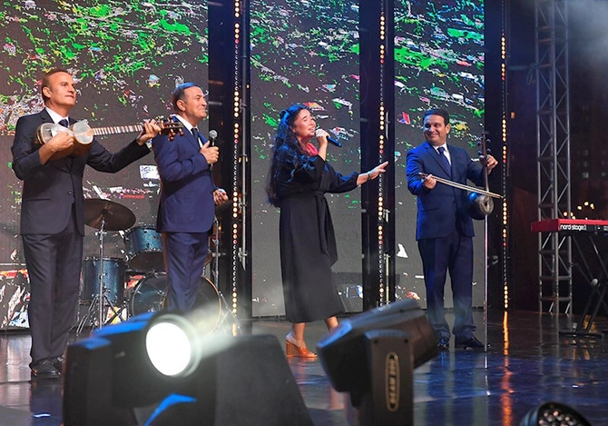 “Yay Festivalı” bağlanış konserti izdihamla keçdi — FOTOLAR (VİDEO) “Yay Festivalı” bağlanış konserti izdihamla keçdi — FOTOLAR (VİDEO)
