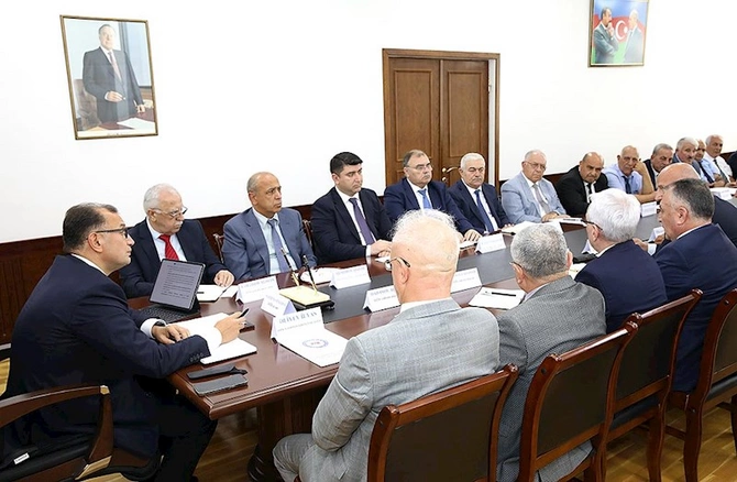 AHİK sədri Sahib Məmmədov Konfederasiyaya üzv təşkilatların sədrləri ilə görüş keçirdi — FOTOLAR
