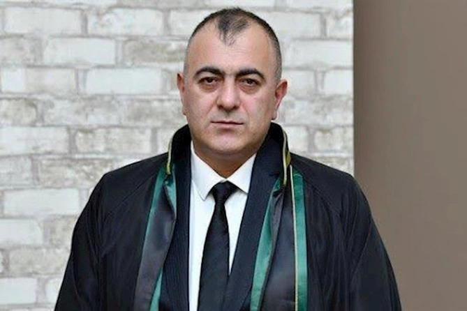 “Sağa ver, saxla!” Axı niyə?… — Dövlət Yol Polisinin stasionar postlarında nə baş verir? “Sağa ver, saxla!” Axı niyə?… — Dövlət Yol Polisinin stasionar postlarında nə baş verir?