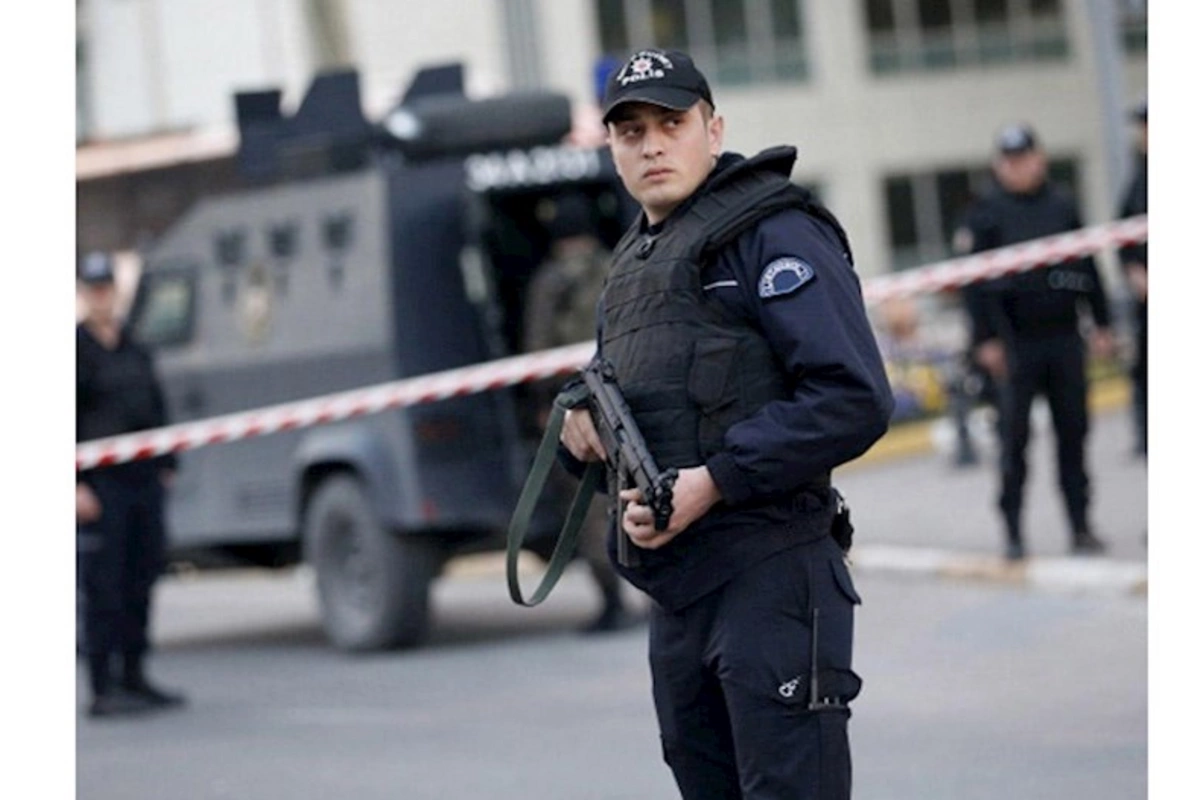 FETÖ-yə qarşı əməliyyat: 20 şübhəli SAXLANILDI