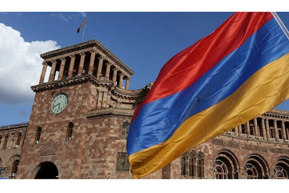 Ermənistan 4 ölkədəki səfirlərini dəyişir