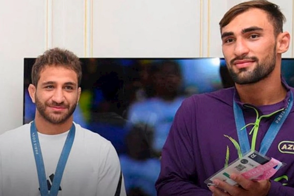 Olimpiya çempionlarımız Vətənə geri dönür