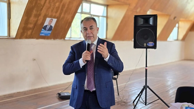 Yeni zirvələrə birlikdə — FOTOLAR
