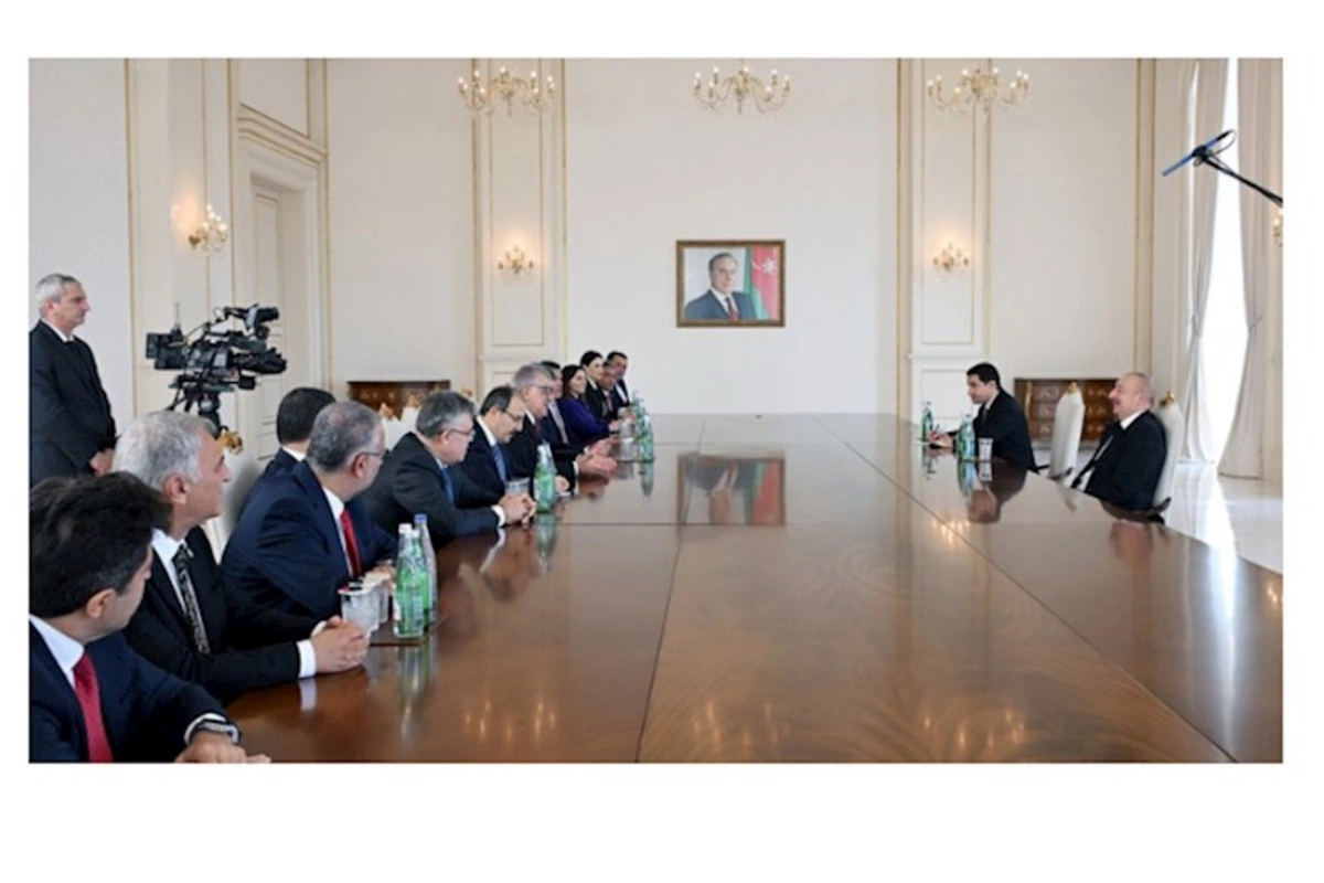 Prezident Türkiyə parlamentinin nümayəndə heyətini qəbul etdi —YENİLƏNDİ (FOTO)