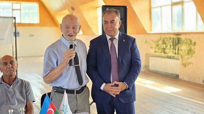 Yeni zirvələrə birlikdə — FOTOLAR