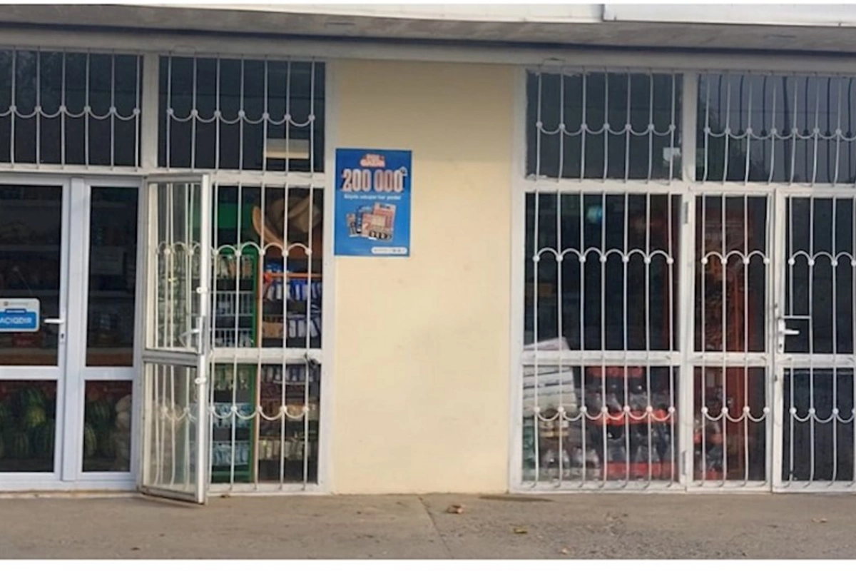 Azyaşlılara siqaret satan market sahibi cərimələndi