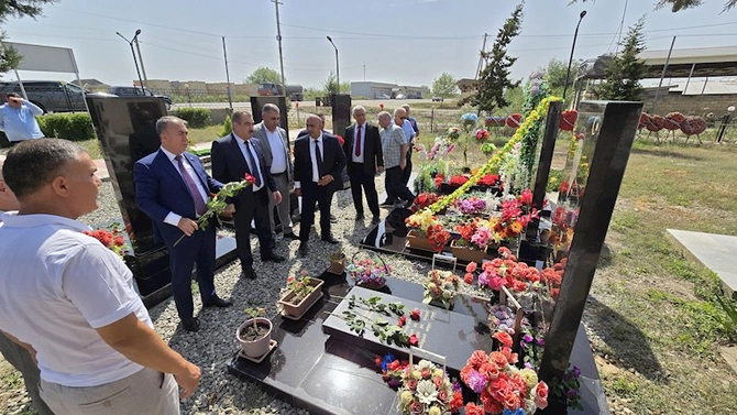 Yeni zirvələrə birlikdə — FOTOLAR