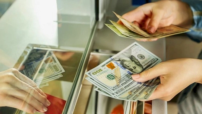 Azərbaycanda növbəti dollar ajiotajı — Devalvasiya, yoxsa... Azərbaycanda növbəti dollar ajiotajı — Devalvasiya, yoxsa...