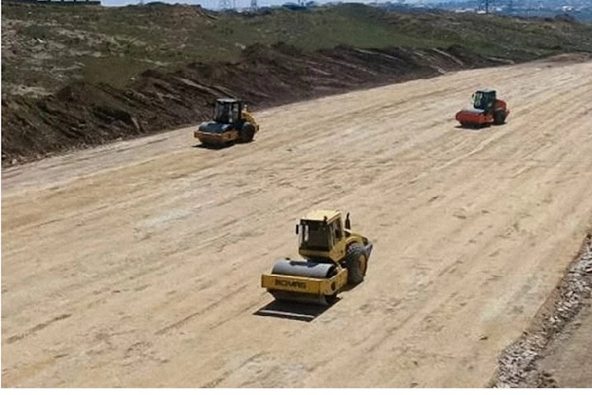 Sea Breeze yaxınlığında yol çökdü — Xeyli sayda zərər çəkənlər var