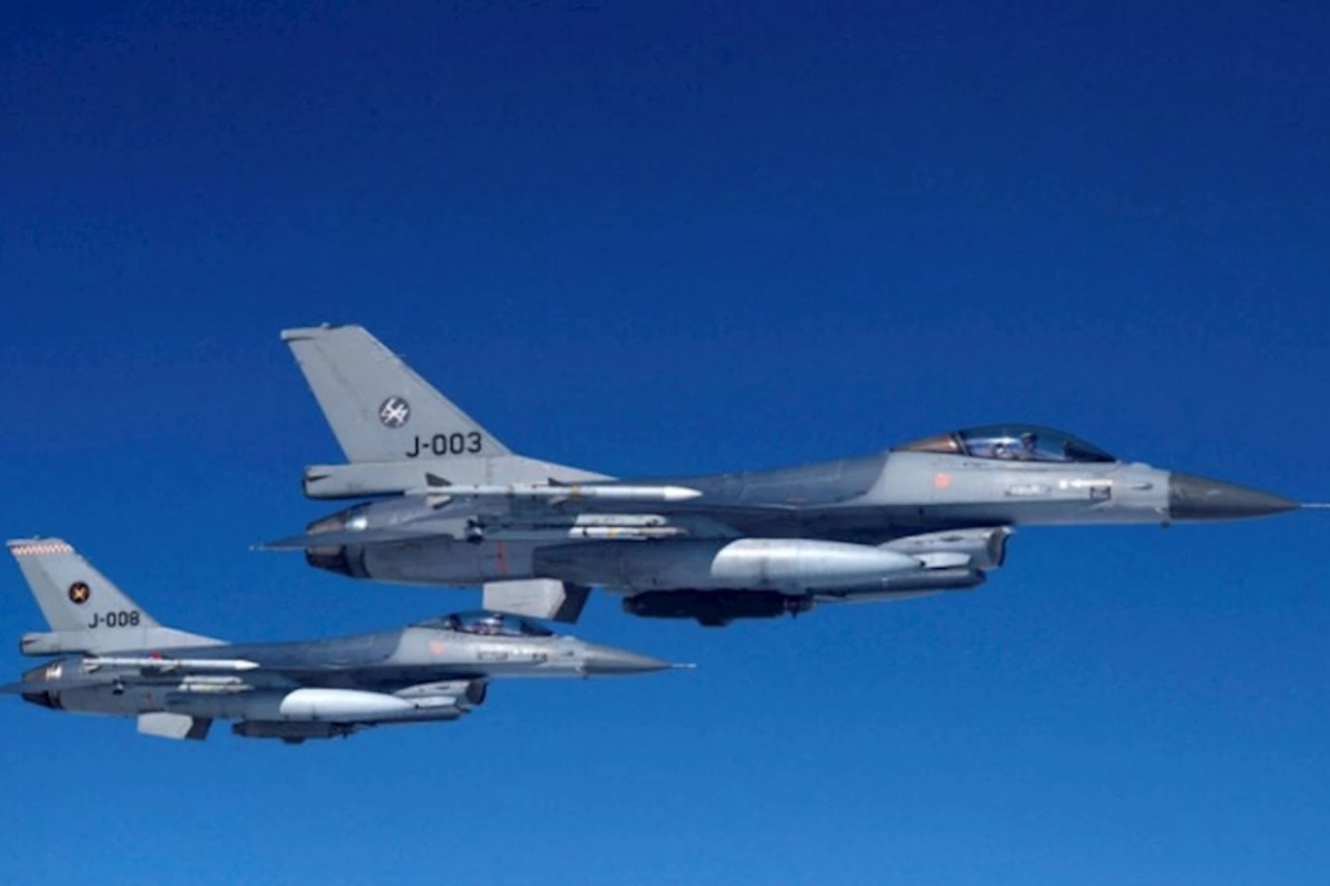 Ukrayna 10 ədəd F-16 aldı