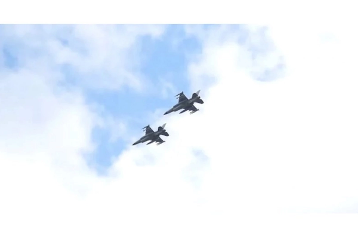 Zelenski F-16 qırıcılarının ilk partiyasının Ukraynaya gəlişini təsdiqləyib