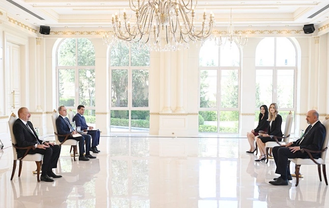 Prezident yeni səfirlərin etimadnaməsini qəbul etdi — YENİLƏNİB (FOTOLAR)