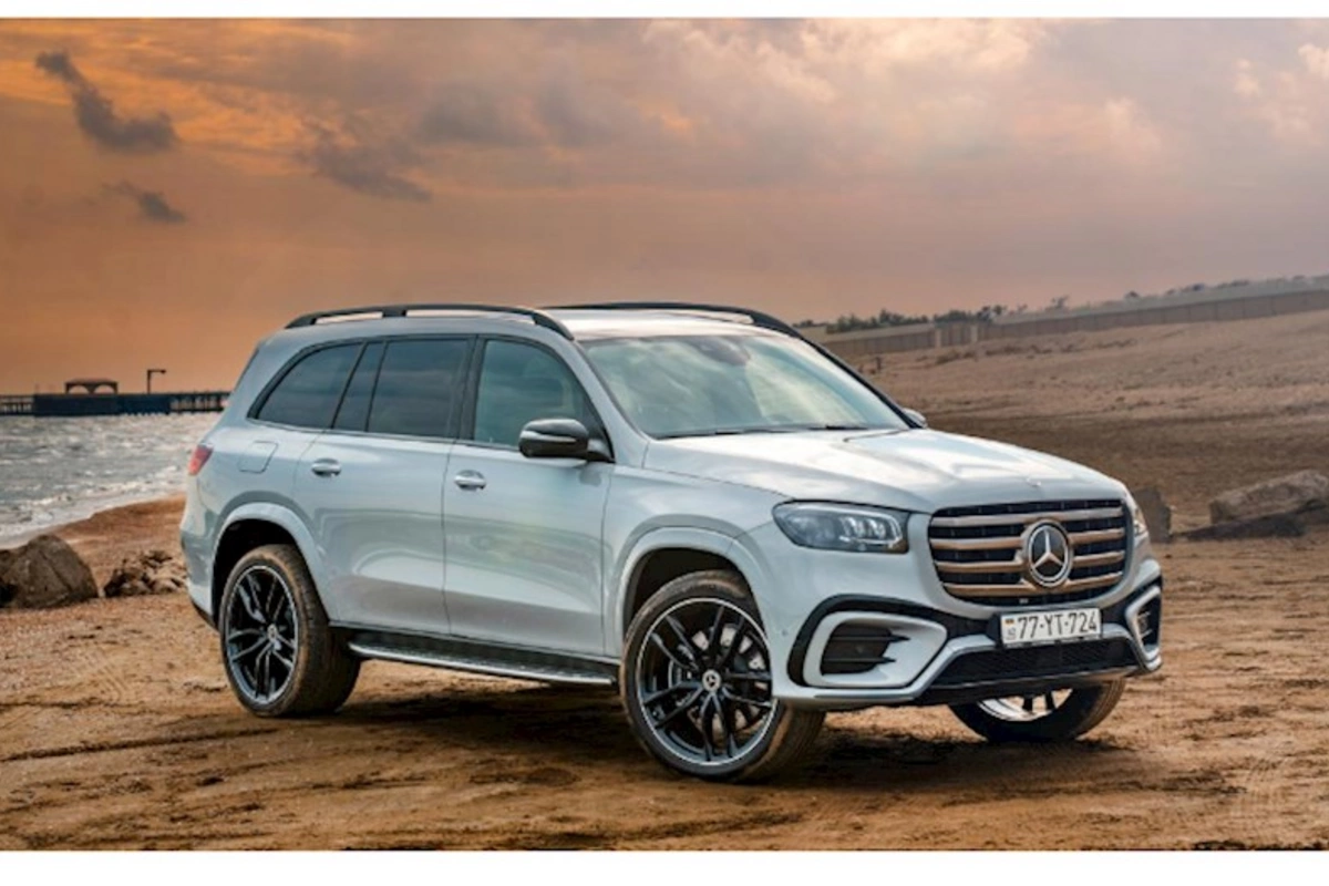 Yeni “Mercedes-Benz GLS” əzəmətli və şıltaq Xəzər dənizinin fonunda — FOTOLAR