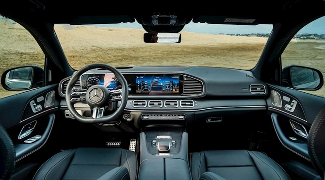 Yeni “Mercedes-Benz GLS” əzəmətli və şıltaq Xəzər dənizinin fonunda — FOTOLAR Yeni “Mercedes-Benz GLS” əzəmətli və şıltaq Xəzər dənizinin fonunda — FOTOLAR
