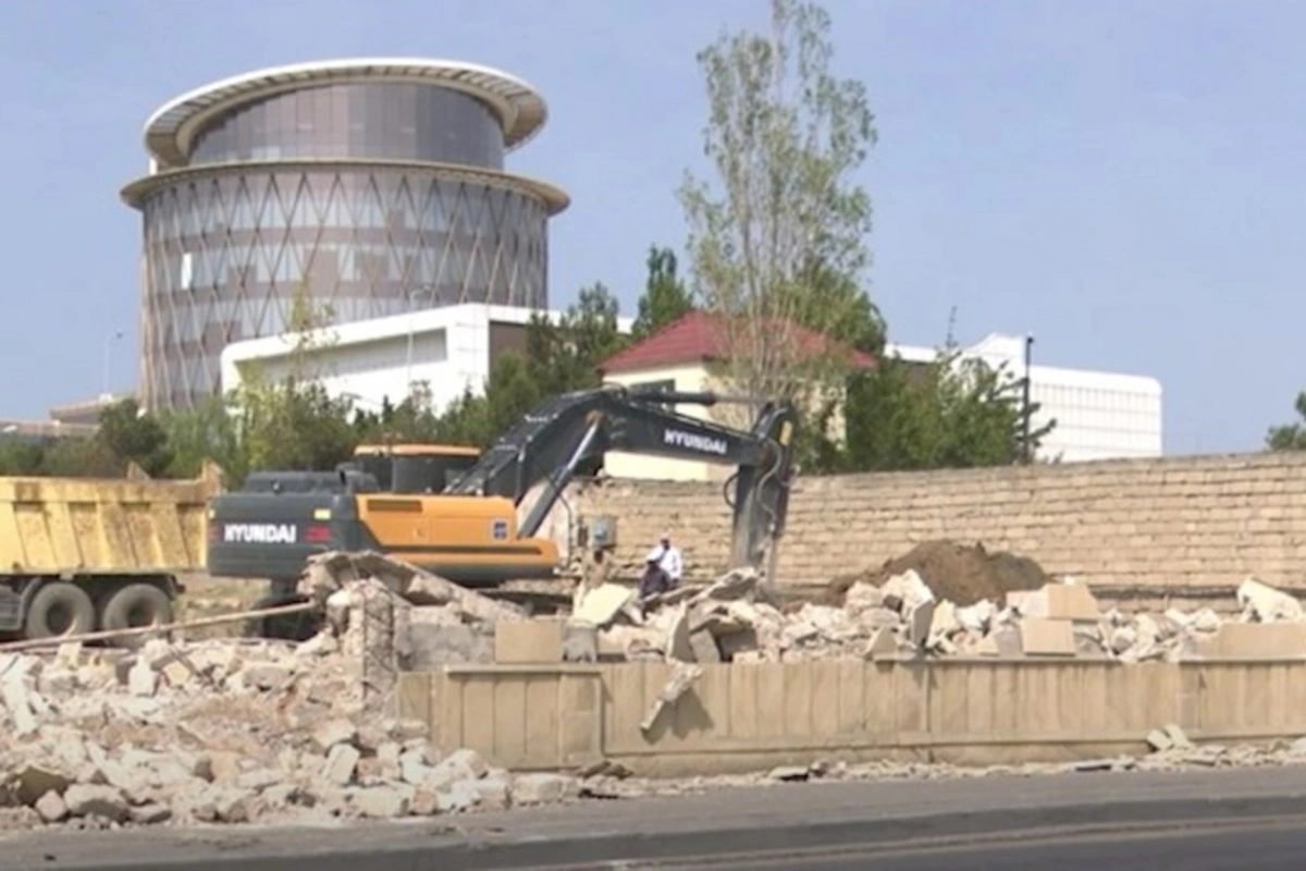 8 Noyabr prospektində SON VƏZİYYƏT — VİDEO